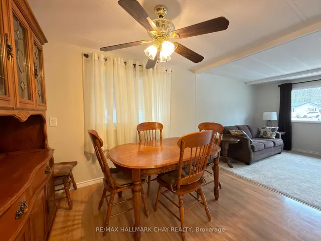 13 Carruthers St, Wasaga Beach 5