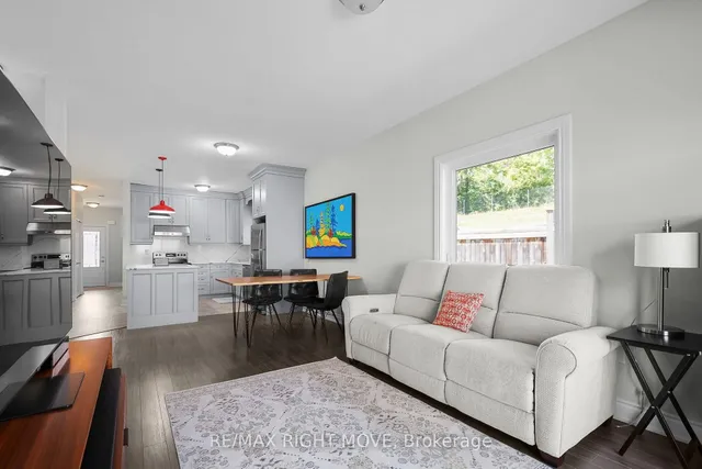 40 Lily Dr, Orillia