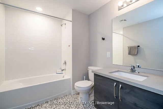1 Chef Lane #213, Barrie 5