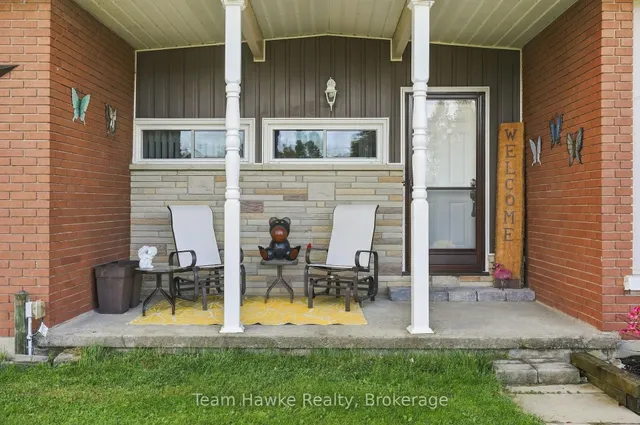 385 Lafontaine Rd, Tiny 5