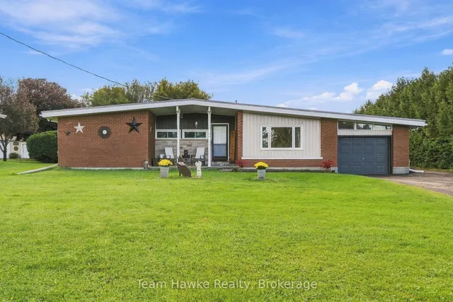 385 Lafontaine Rd, Tiny 3