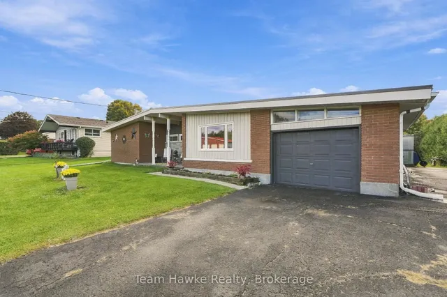 385 Lafontaine Rd, Tiny 4