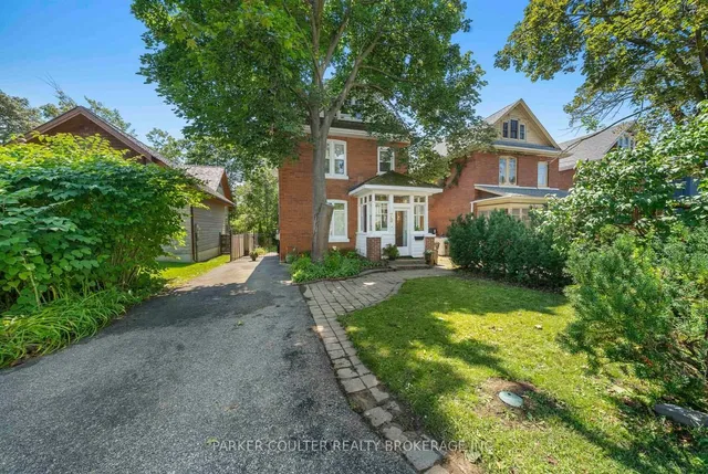 79 Blake St, Barrie 2