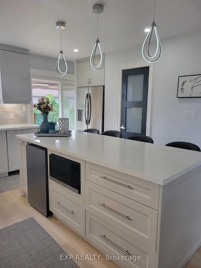 74 Buchanan St, Barrie 5