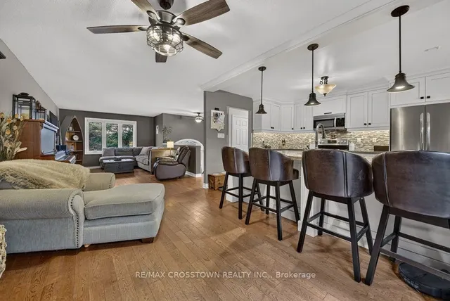 29 Brennan Ave, Barrie 5