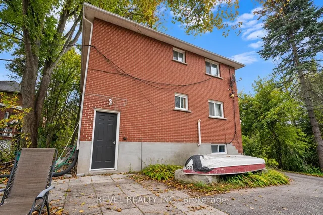 138 Innisfil St, Barrie 3