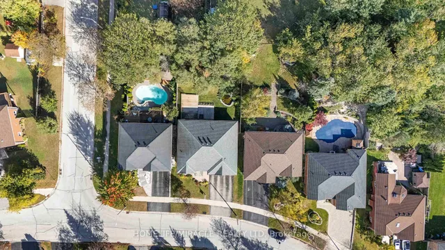 30 Dove Cres, Barrie 5