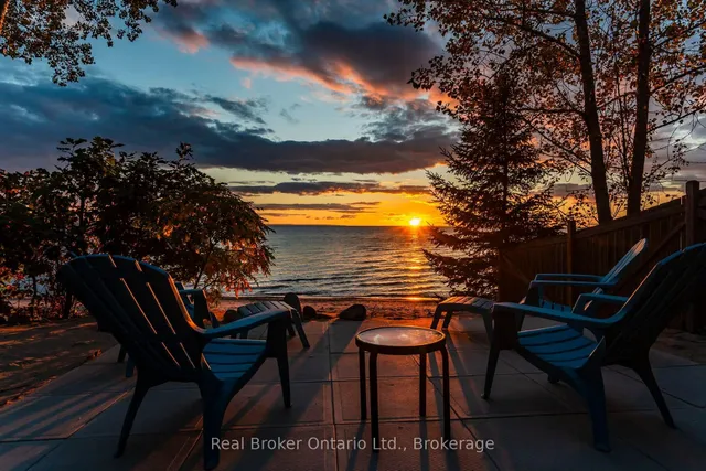 56 Belgrove Cres, Tiny 5