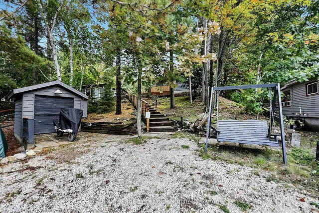 109 Park Rd, Tiny 2