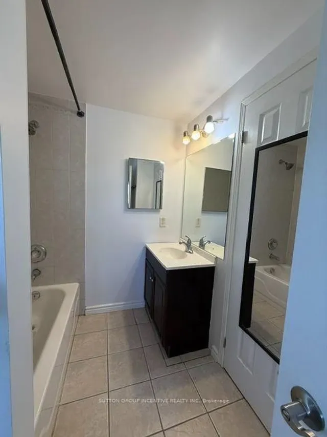 28 Weymouth Rd, Barrie 3