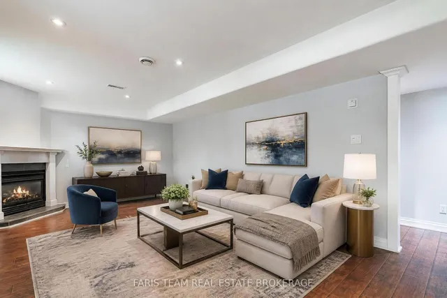 8 Pinecone Ave, Tiny 3