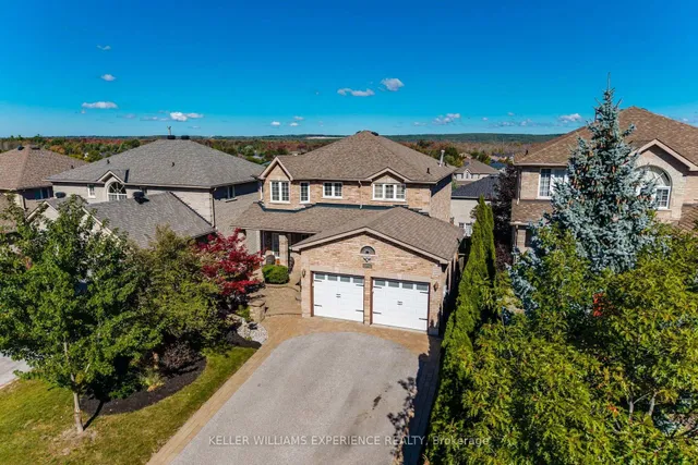 56 Silver Tr, Barrie 3