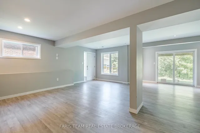 33 Sheppard Dr, Tay 5
