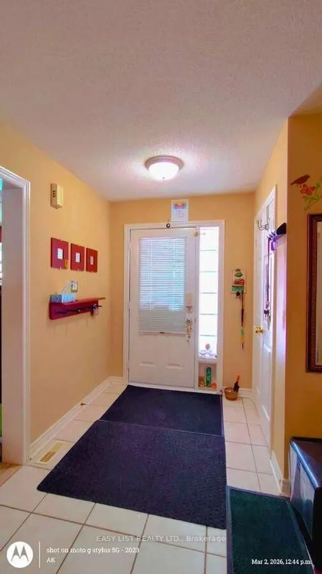 35 Raquel St, Barrie 3