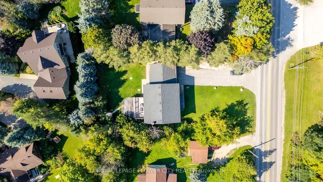 734 Mountain Rd, Collingwood 4