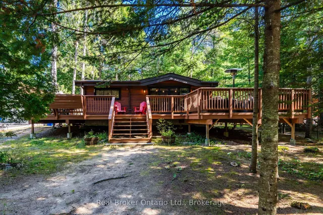 121 Lefaive Rd, Tiny 3