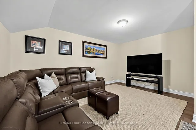 2 Shipyard Lane, Collingwood 4