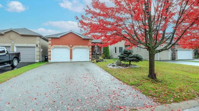 142 Raymond Cres, Barrie