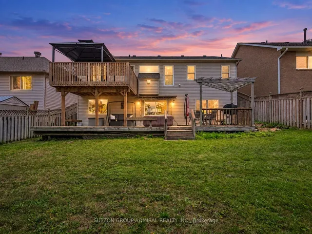 28 Harwood Dr, Barrie 3