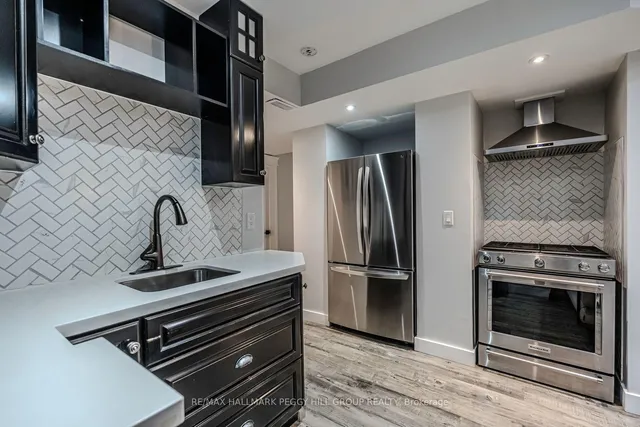 11 Oakmont Ave, Oro-Medonte 2