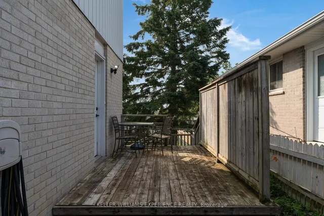 49 Daphne Cres, Barrie 2