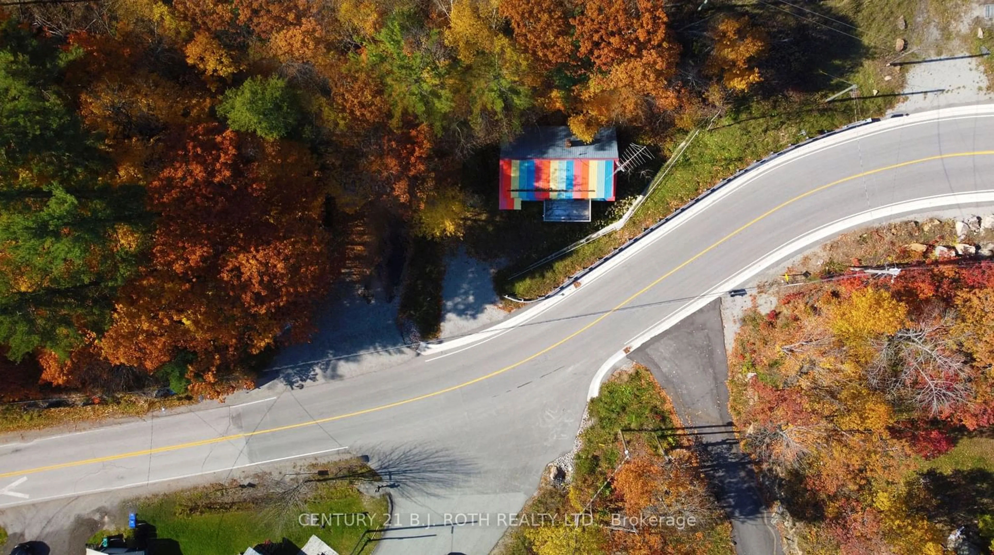 Street view for 5678 UPPER BIG CHUTE Rd, Severn Ontario L0K 1E0