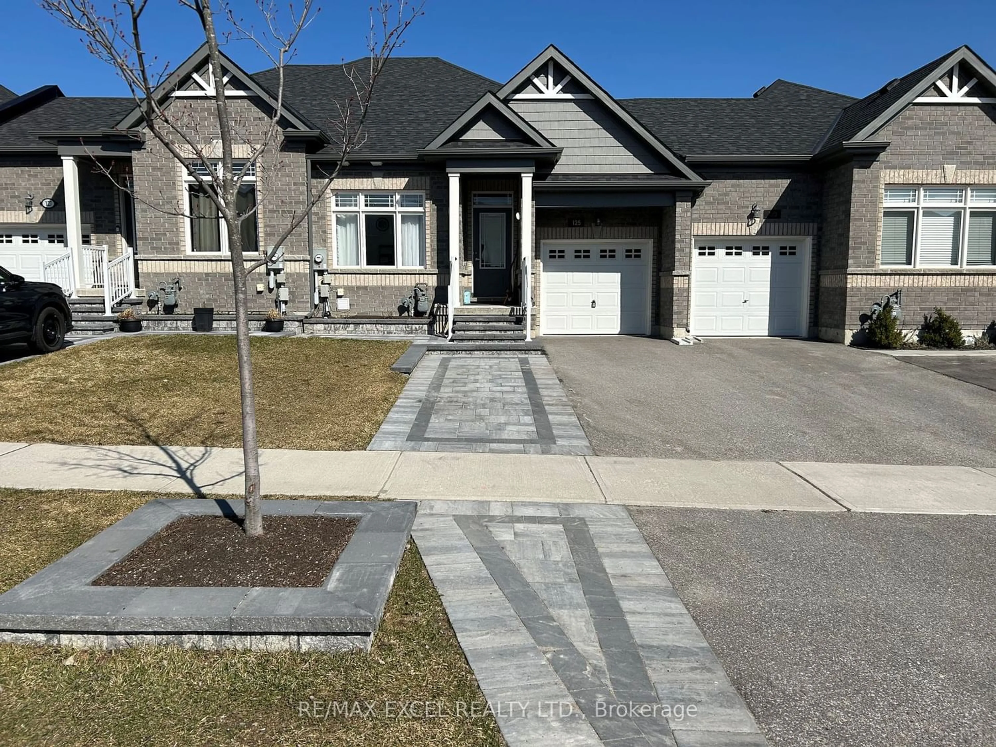 Frontside or backside of a home for 125 Isabella Dr, Orillia Ontario L3V 8K7