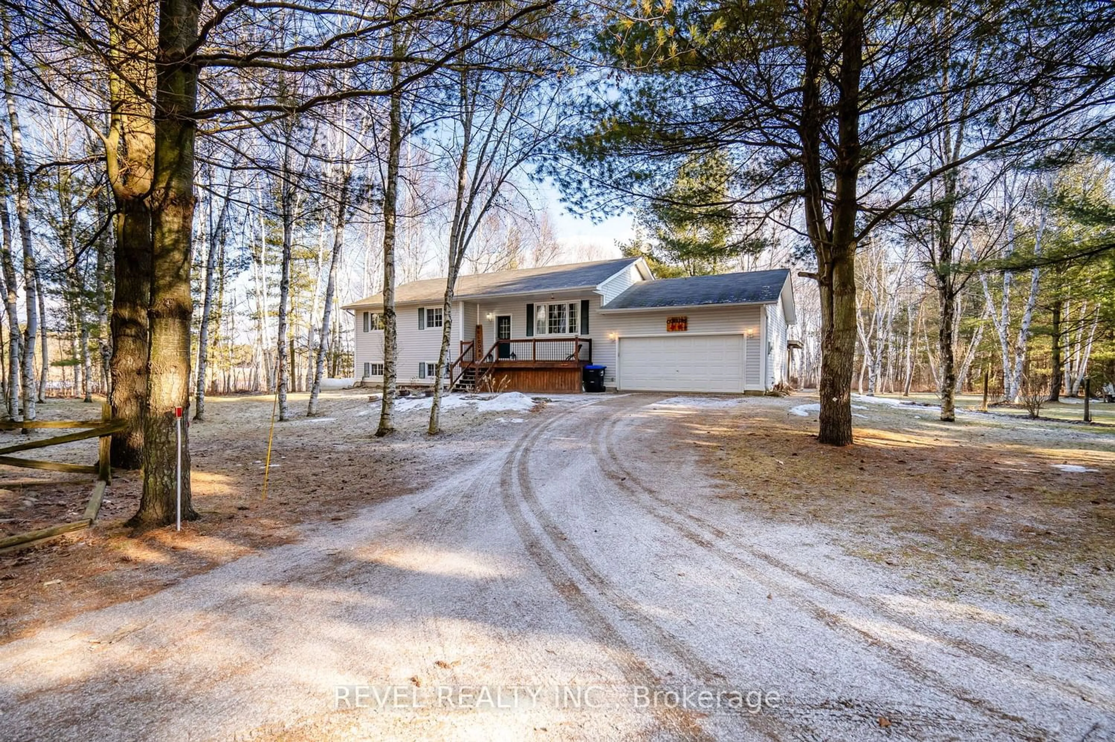 Frontside or backside of a home for 2361 Sunnidale 9/10 Sdrd, Clearview Ontario L0M 1N0
