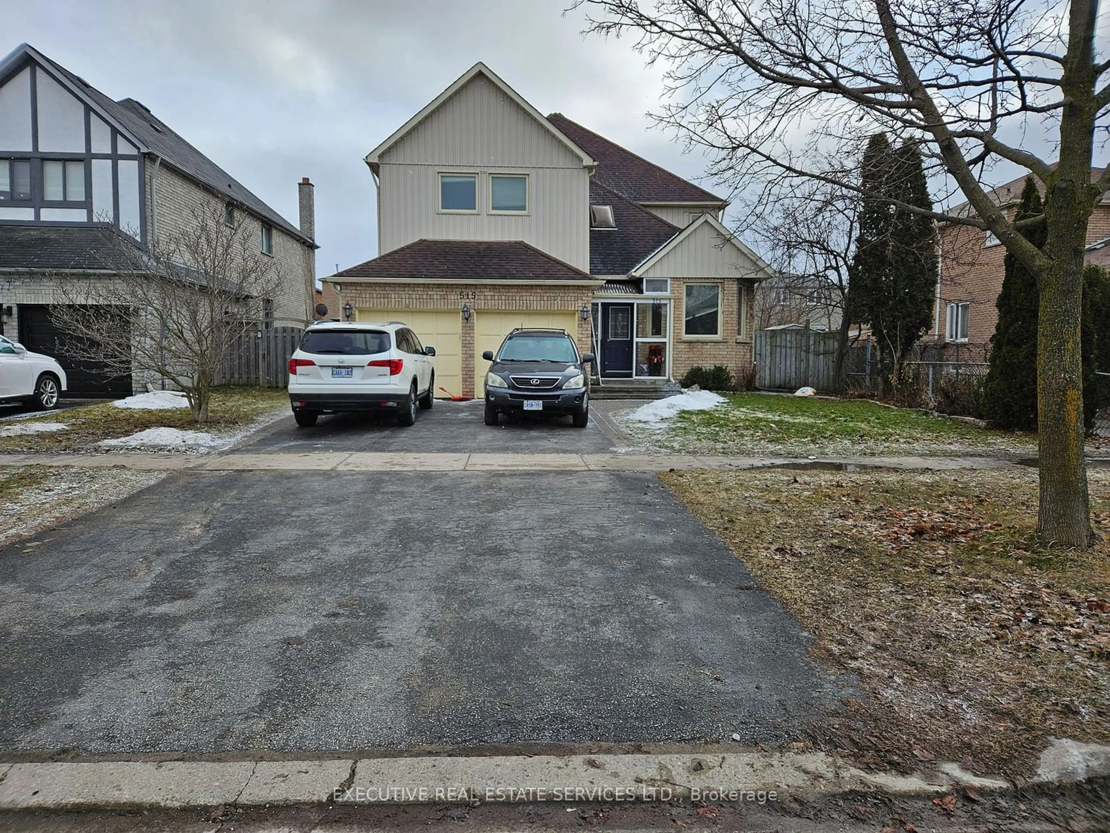 Frontside or backside of a home for 515 Grove St, Barrie Ontario L4M 5Z4