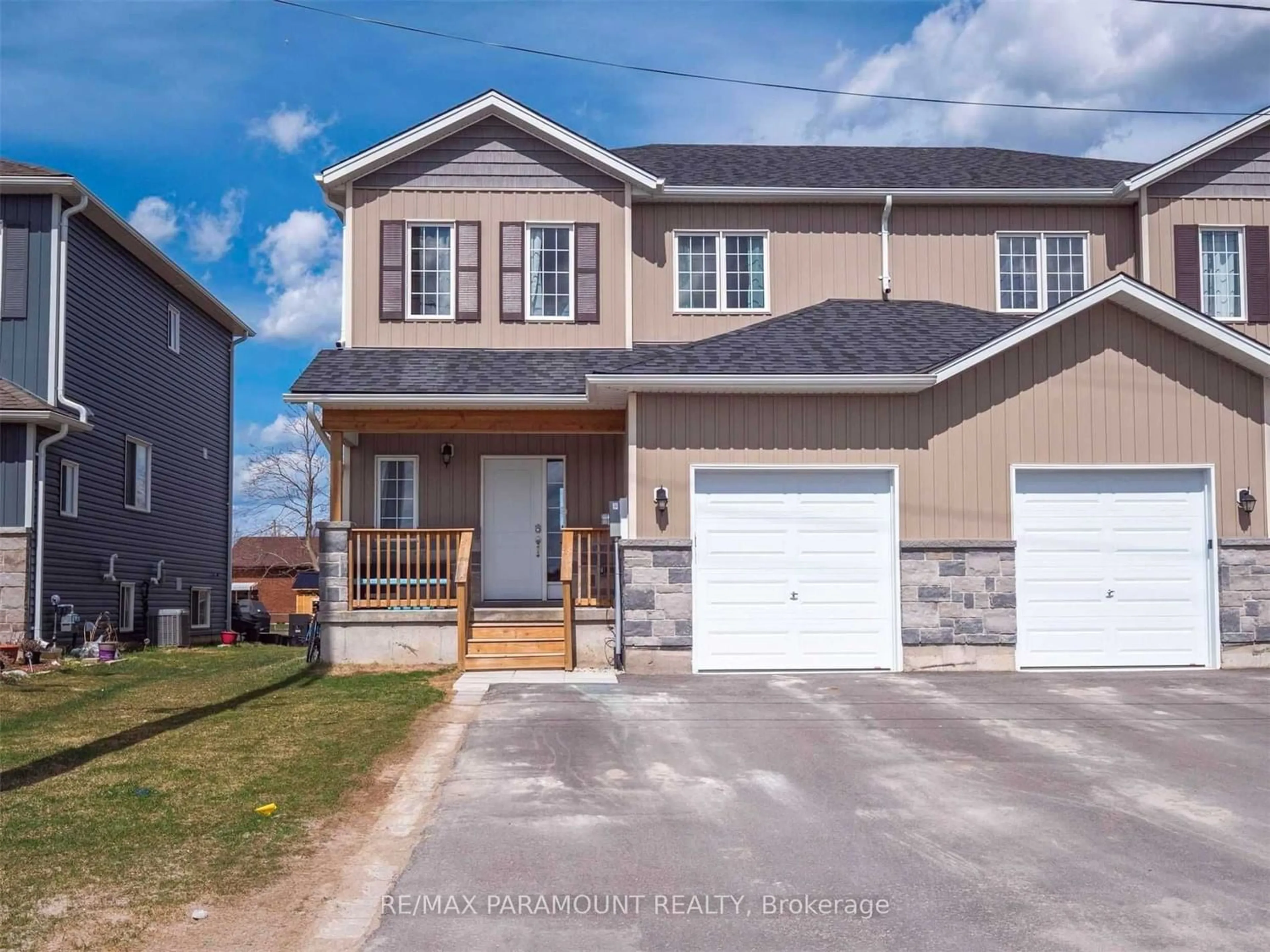 Frontside or backside of a home for 251 Quebec St, Clearview Ontario L0M 1S0