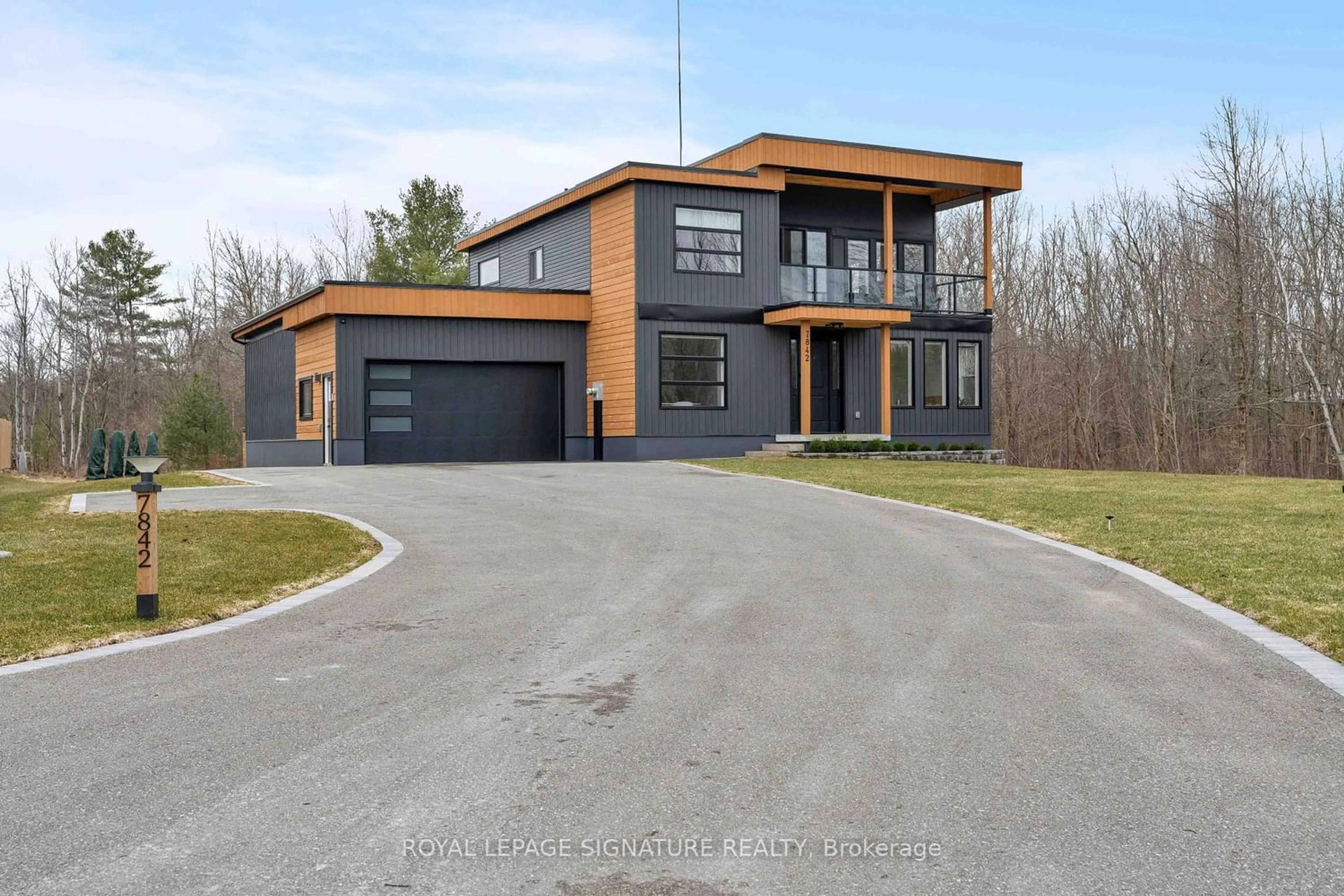 Frontside or backside of a home for 7842 County Rd #169, Ramara Ontario L0K 2B0