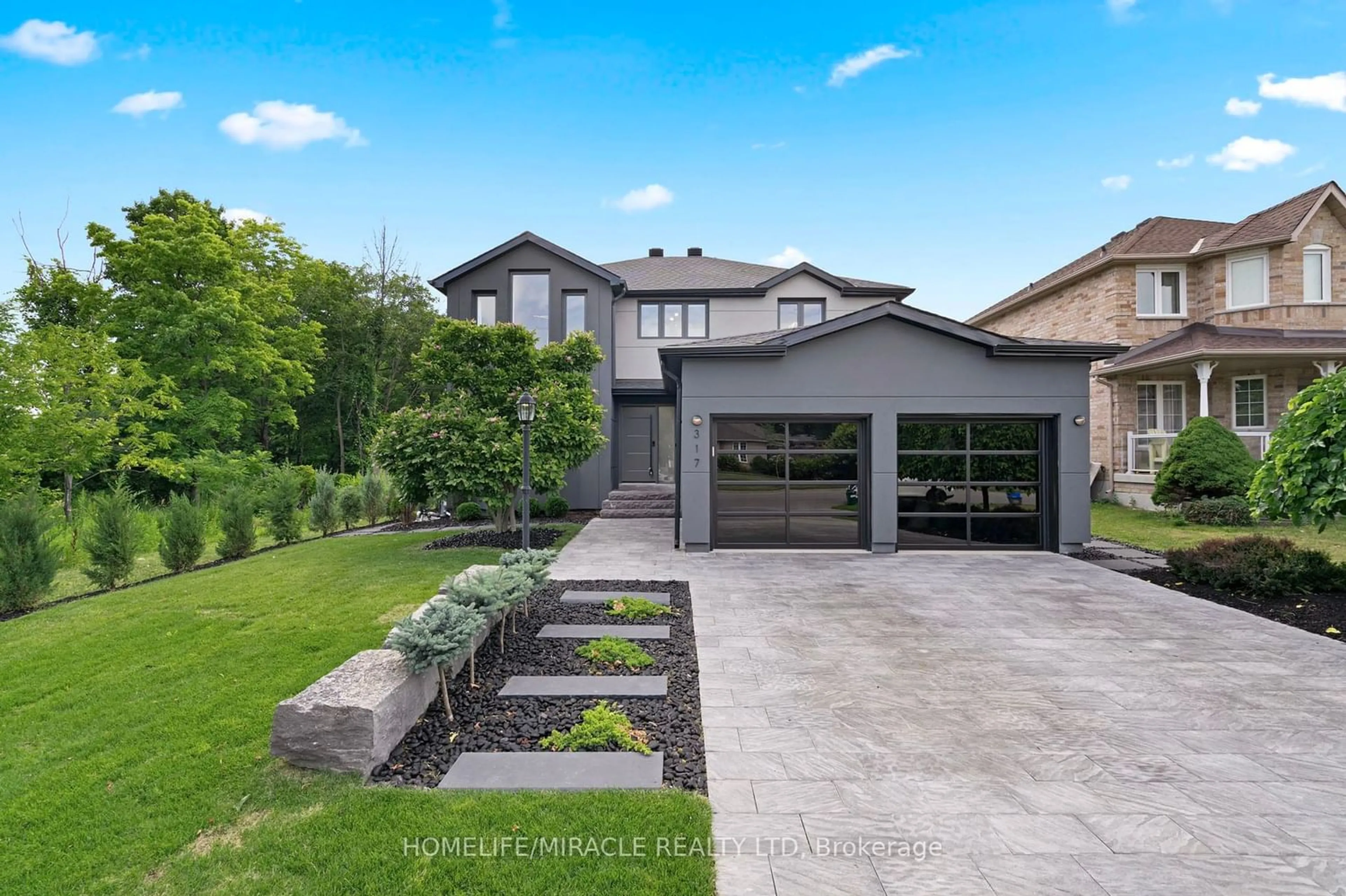 Frontside or backside of a home for 317 Cox Mill Rd, Barrie Ontario L4N 8V3