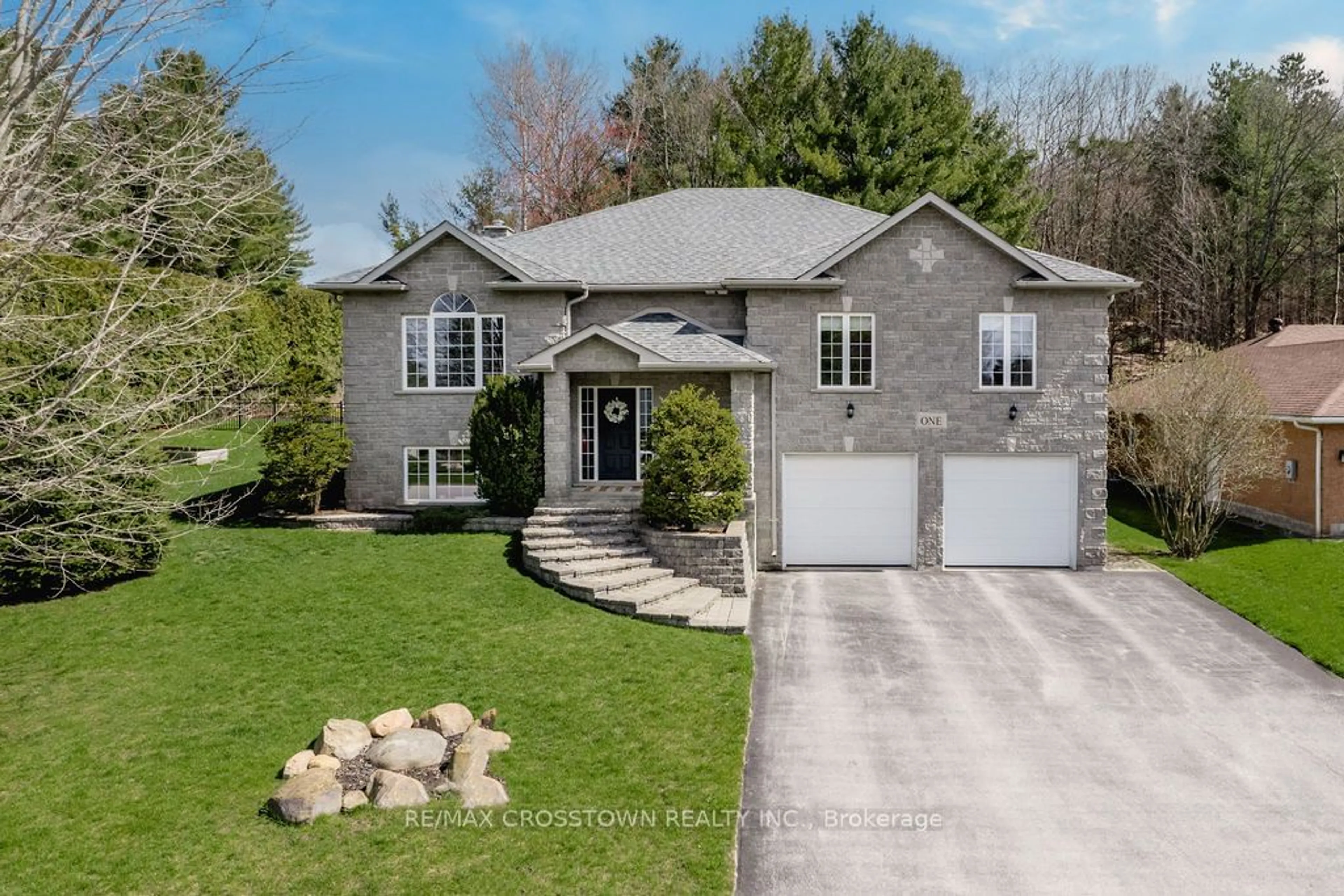 Frontside or backside of a home for 1 Neretva St, Springwater Ontario L9X 0M5