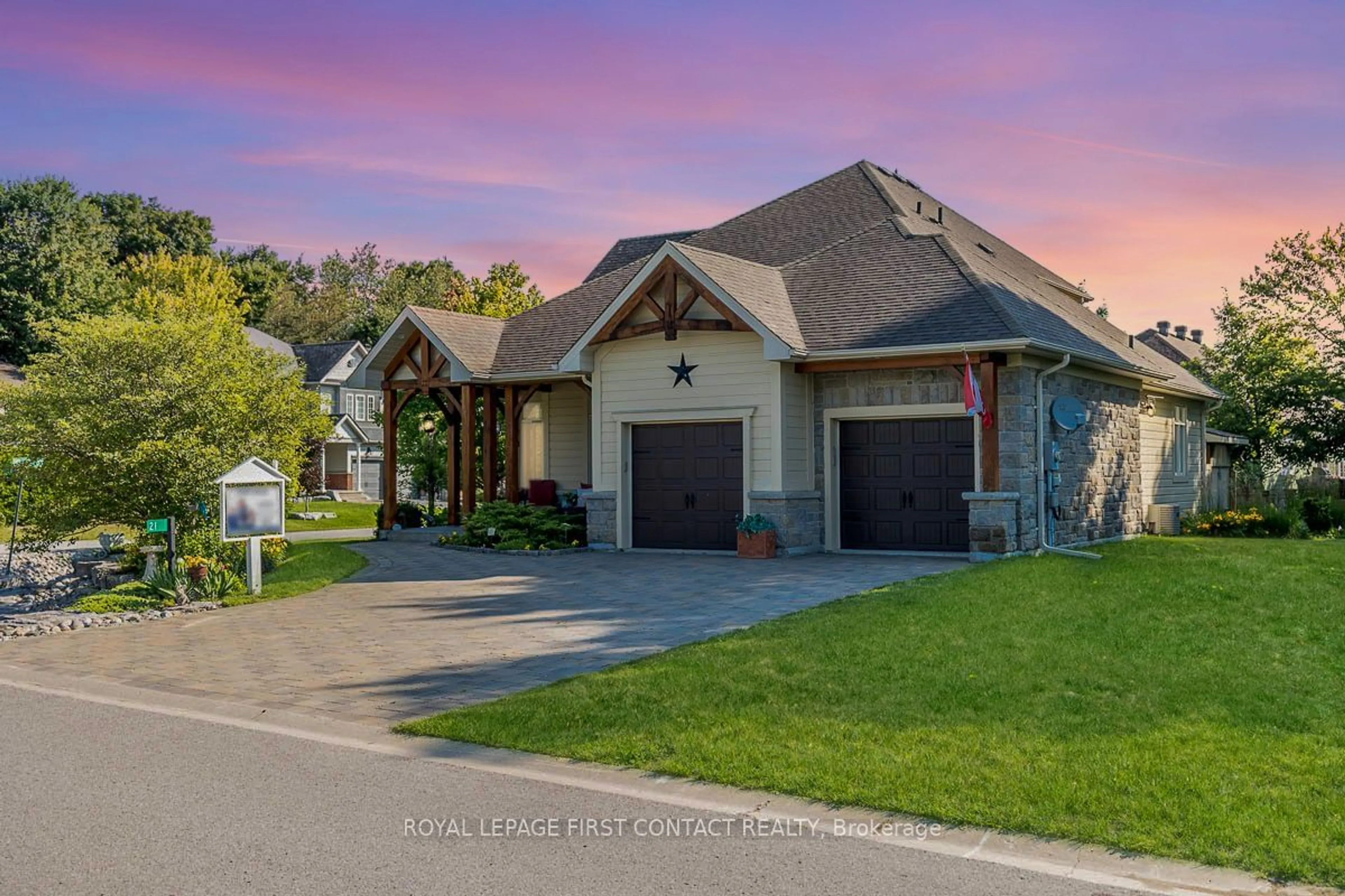 Frontside or backside of a home for 21 Landscape Dr, Oro-Medonte Ontario L0L 2L0
