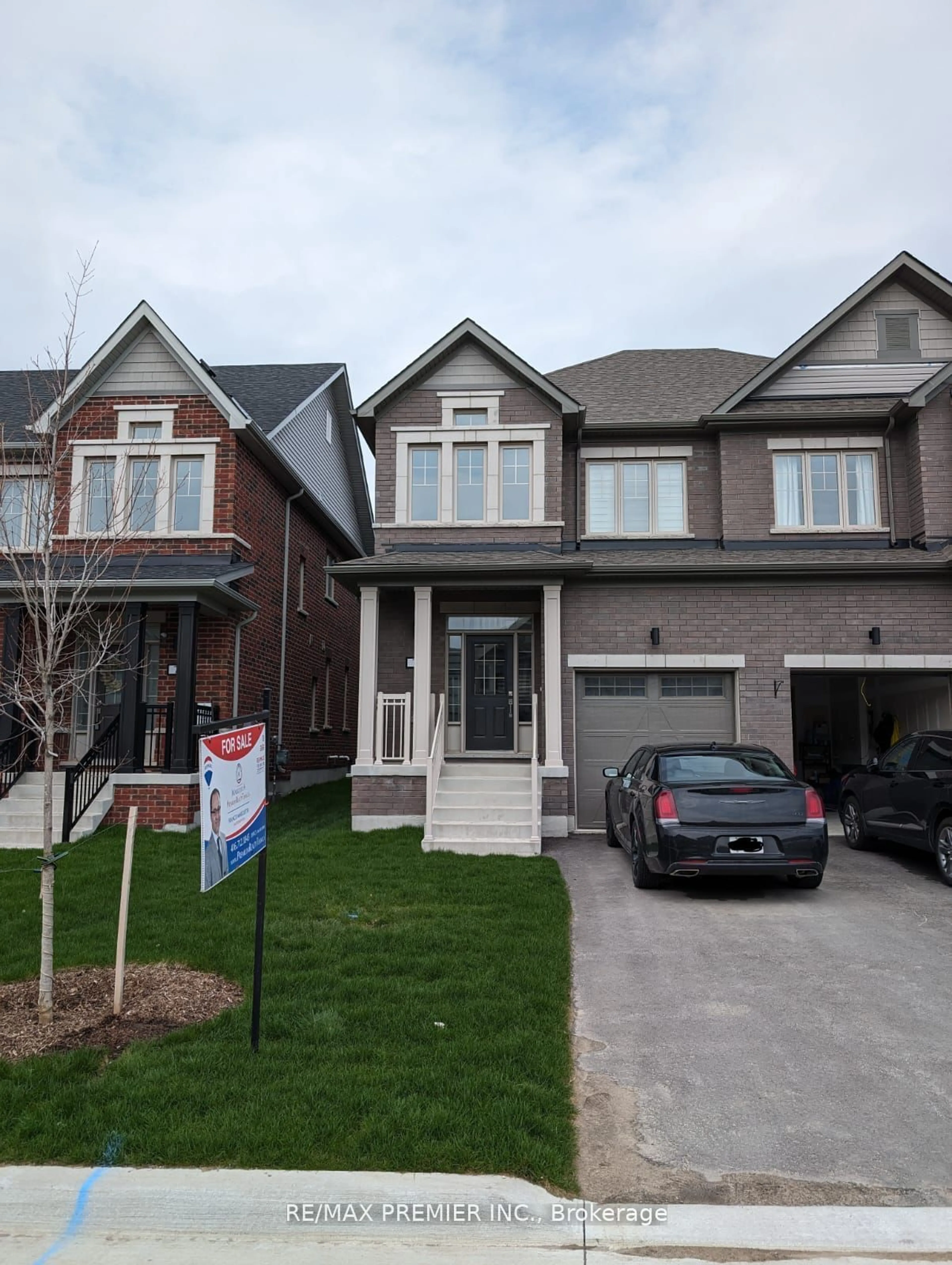 Frontside or backside of a home for 75 Copperhill Hts, Barrie Ontario L9J 0L1
