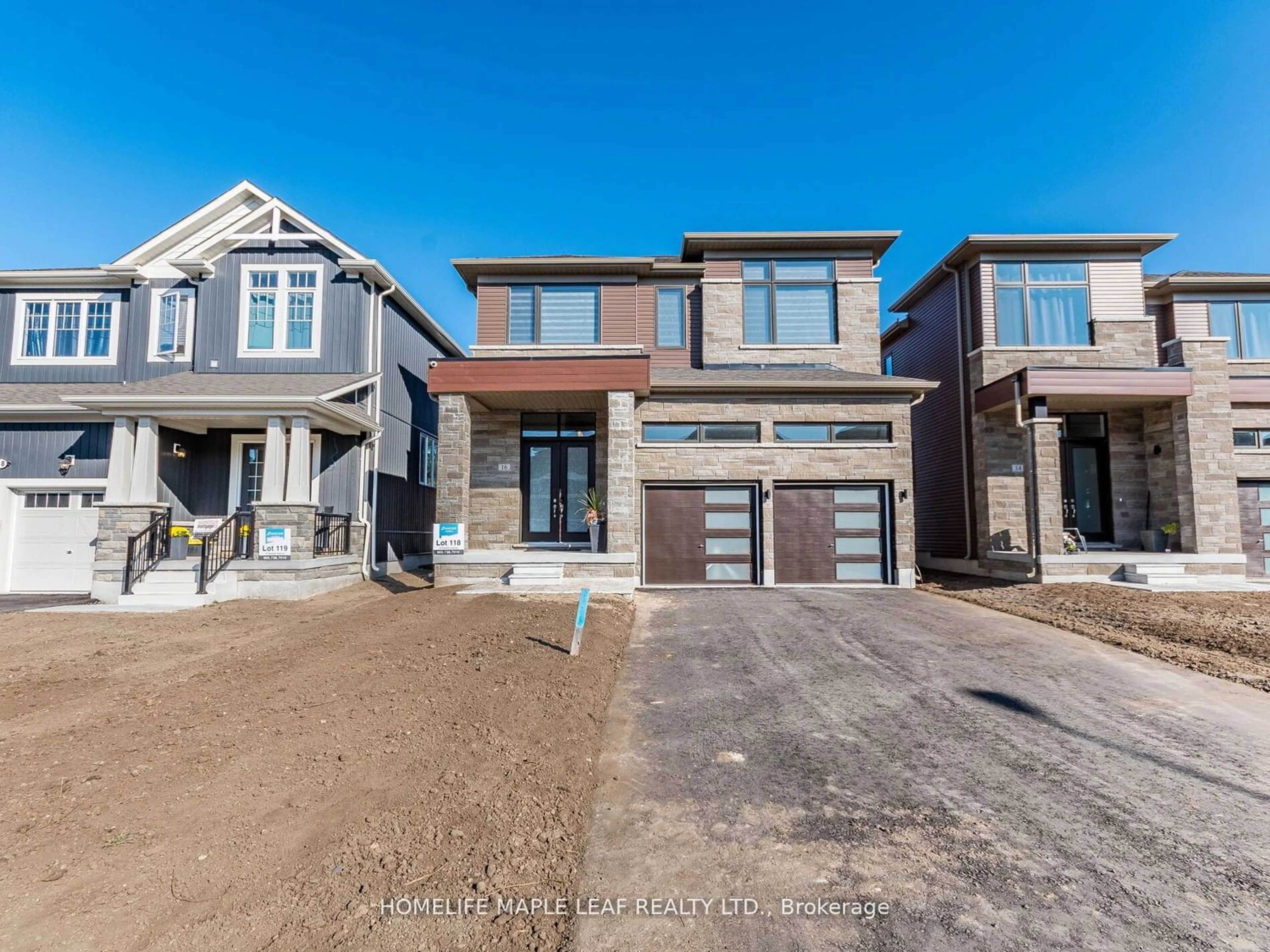 Frontside or backside of a home for 16 Simona Ave, Wasaga Beach Ontario L9Z 0L4