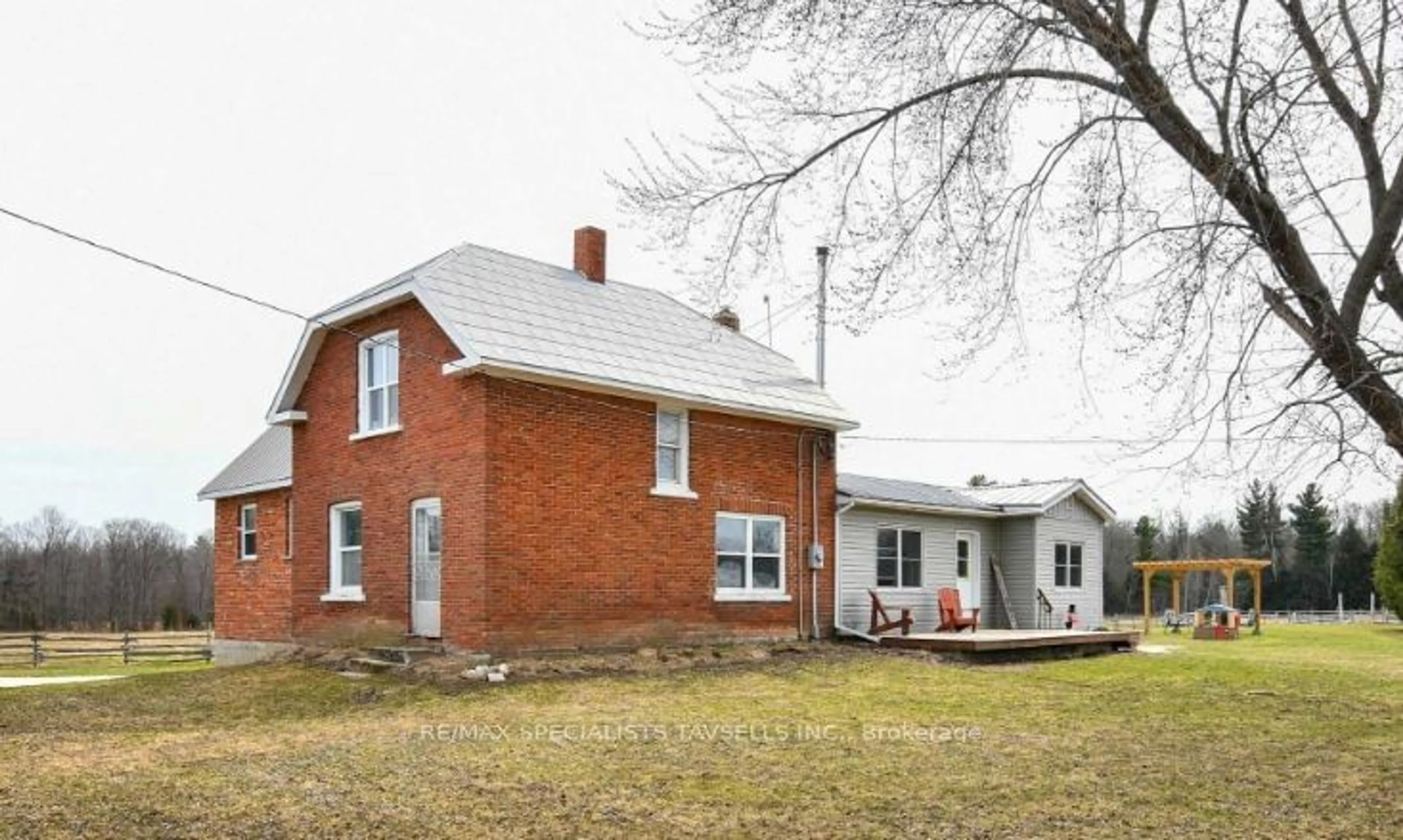 Home with brick exterior material for 5343 Sunnidale Concession 3, Clearview Ontario L0M 1N0