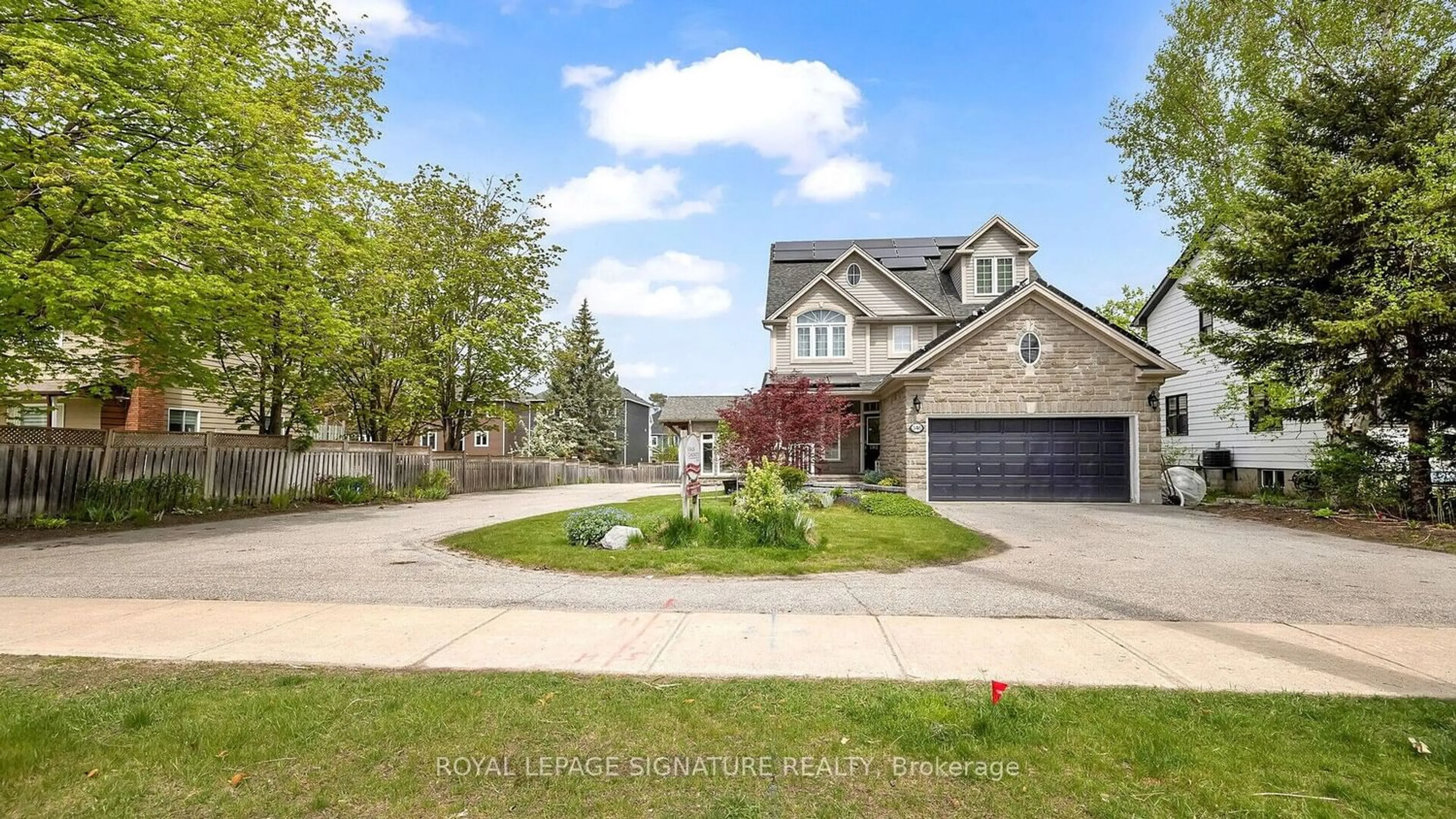 Frontside or backside of a home for 346 Ardagh Rd, Barrie Ontario L4N 9C2