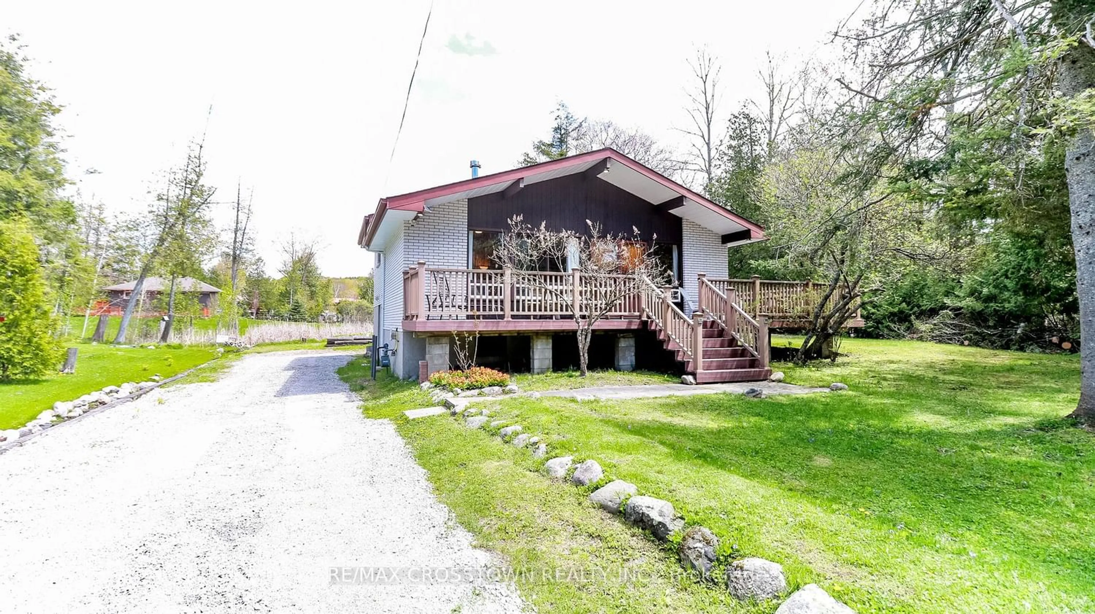 Cottage for 69 Lesperance Rd, Tiny Ontario L0L 2J0
