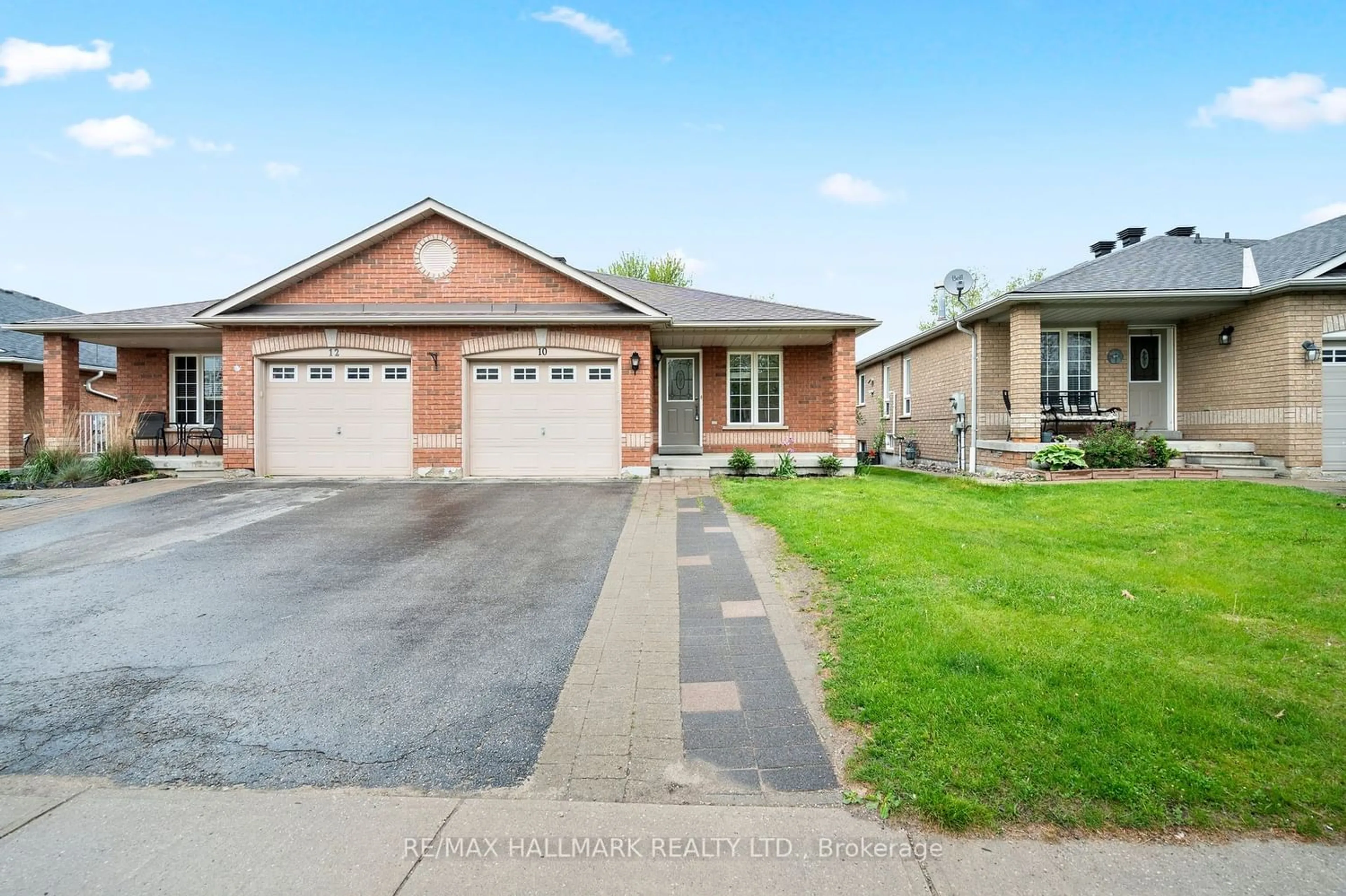 Home with brick exterior material for 10 Trask Dr, Barrie Ontario L4N 5R4