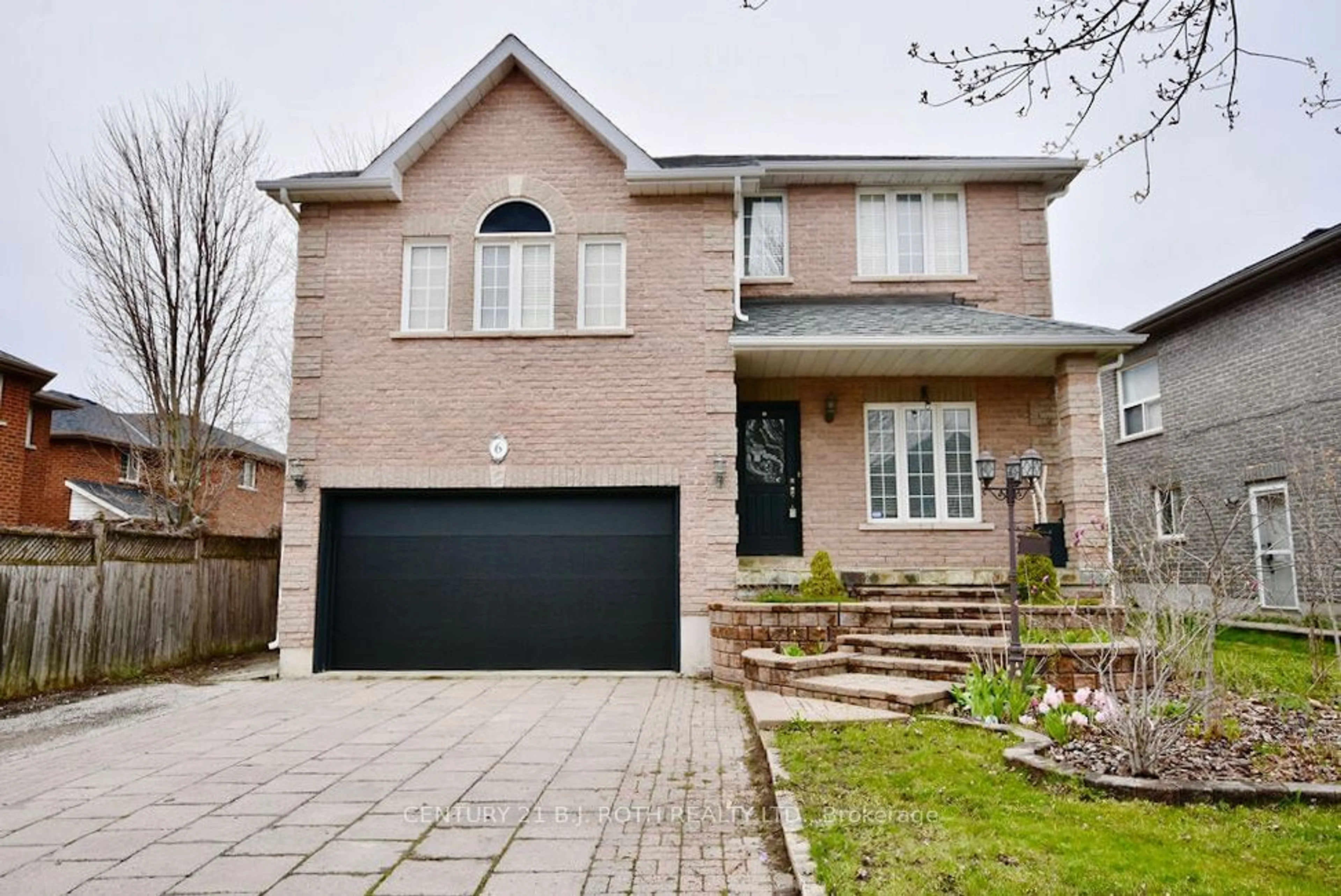 Home with brick exterior material for 6 Joseph Cres, Barrie Ontario L4N 0X9