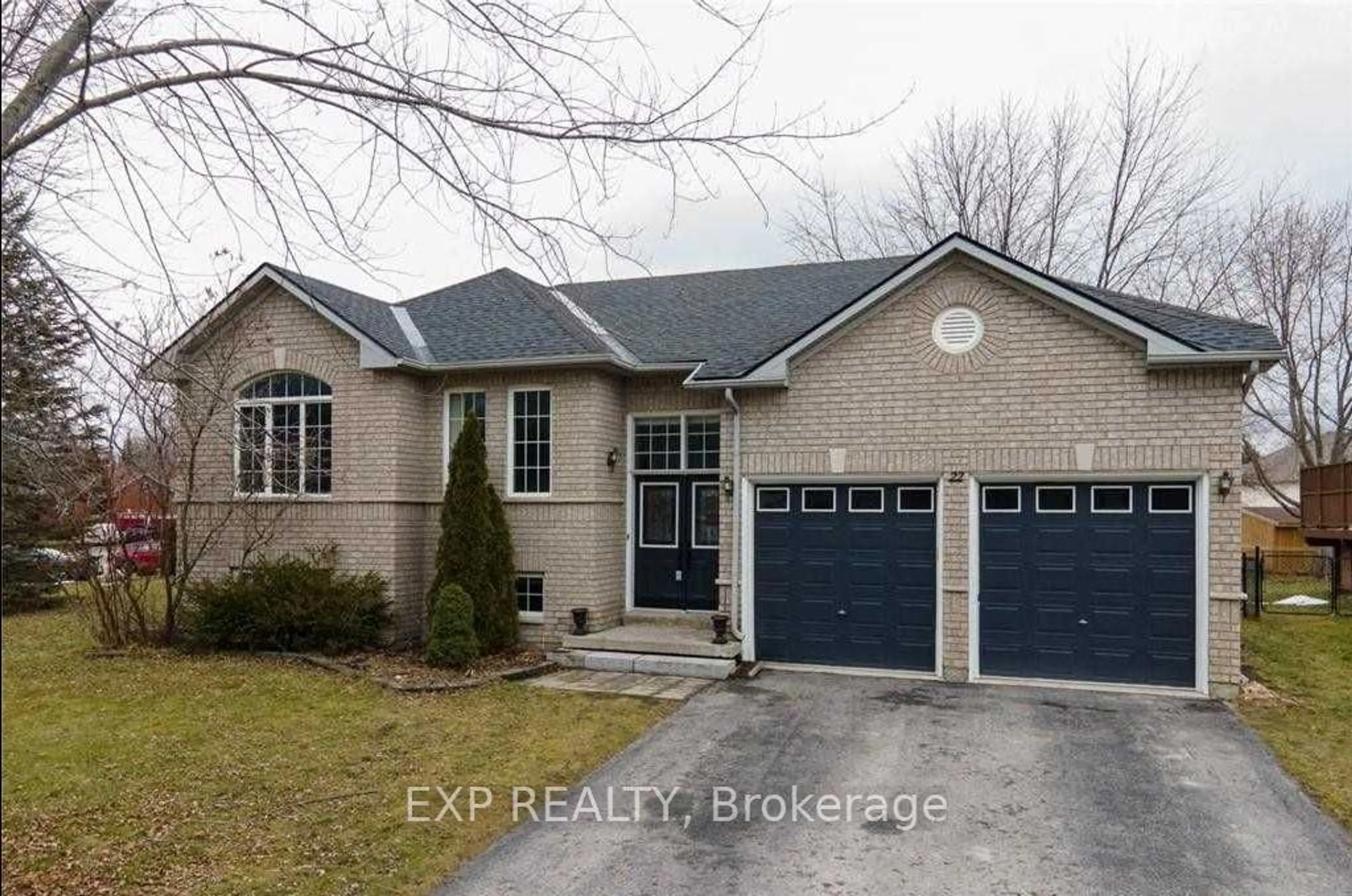 Frontside or backside of a home for 22 Silversands Cres, Wasaga Beach Ontario L9Z 1P8