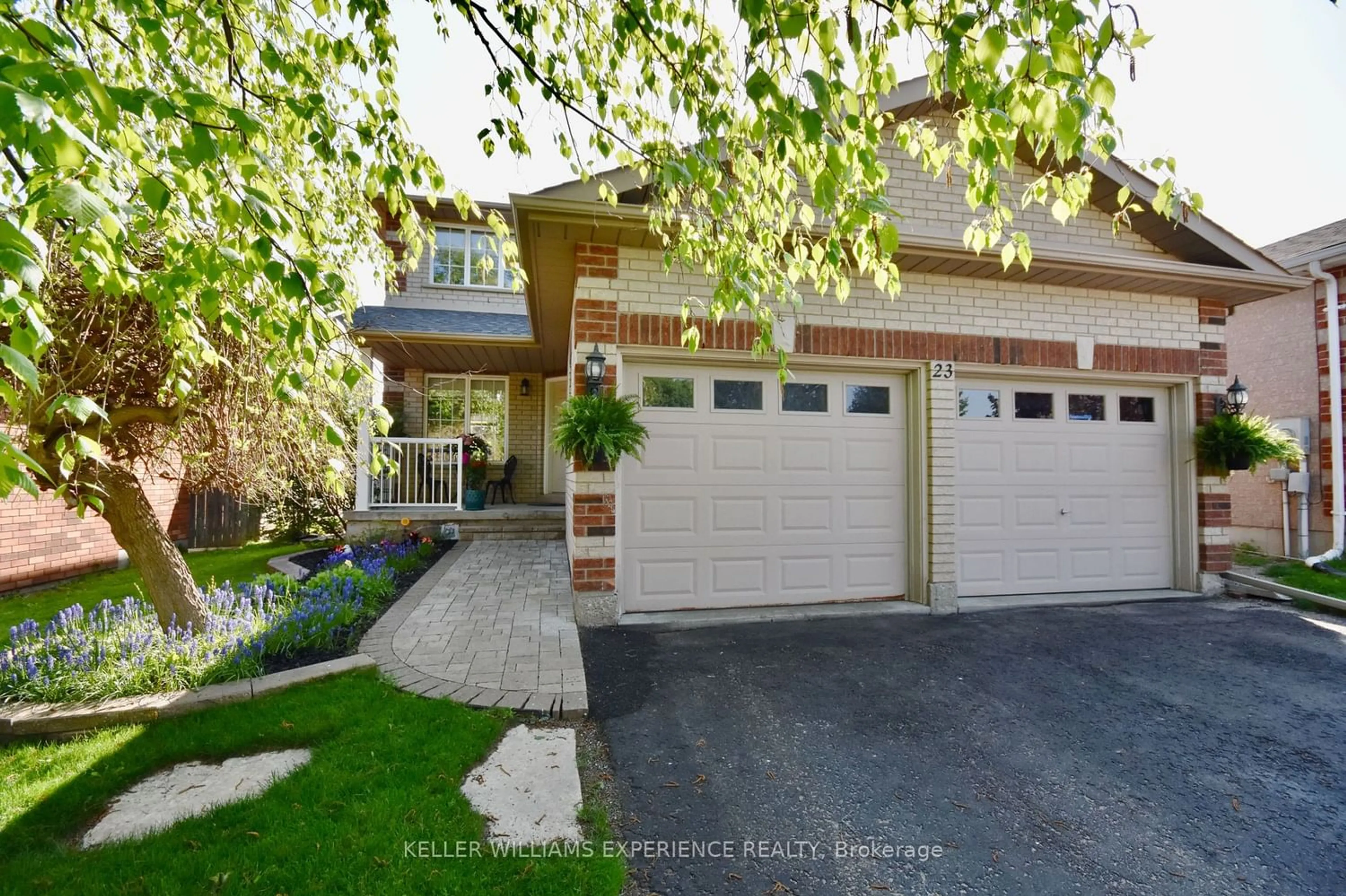 A pic from exterior of the house or condo for 23 Kell Pl, Barrie Ontario L4N 9K4