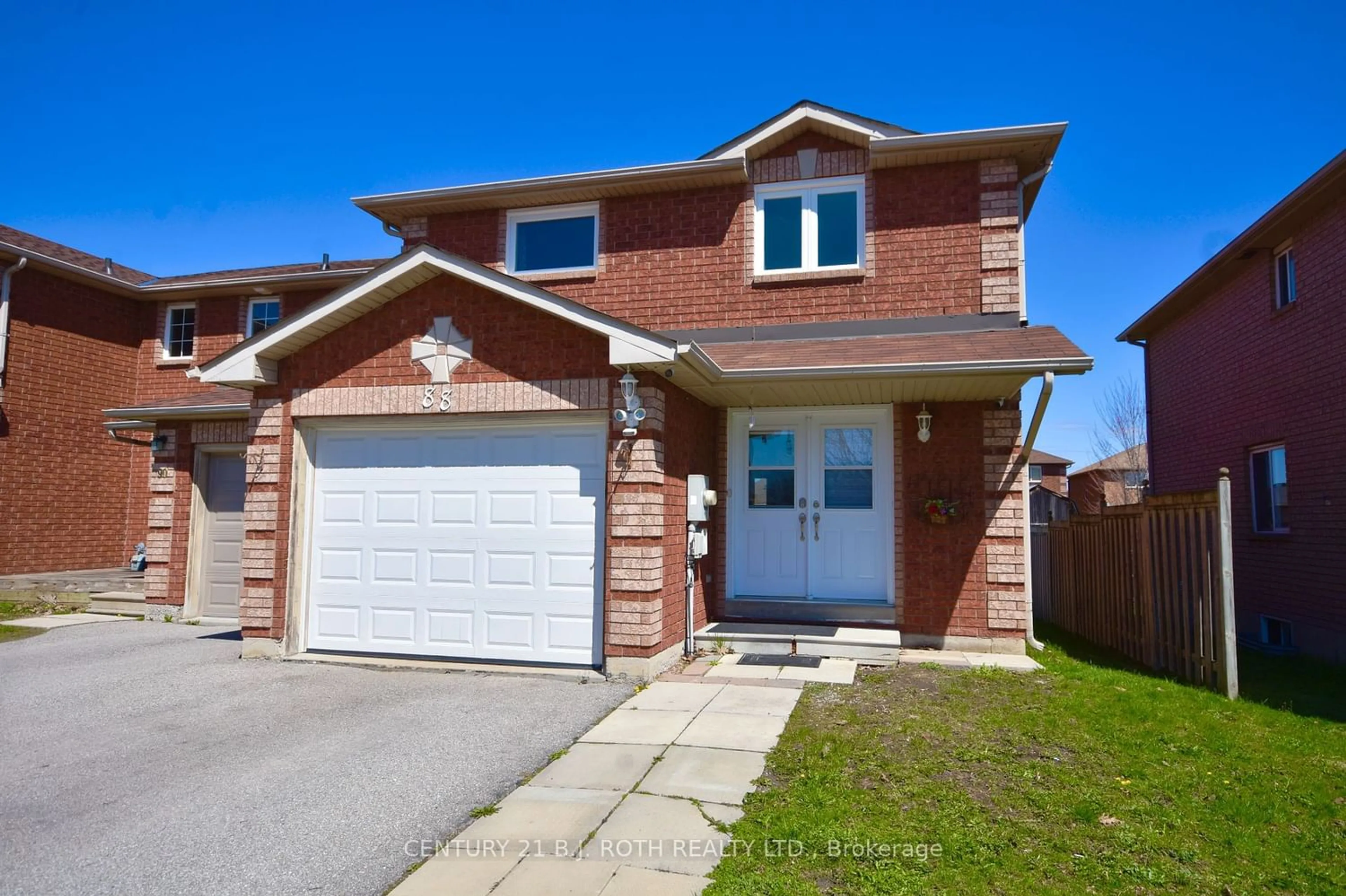 Home with brick exterior material for 88 Cheltenham Rd, Barrie Ontario L4M 6S7