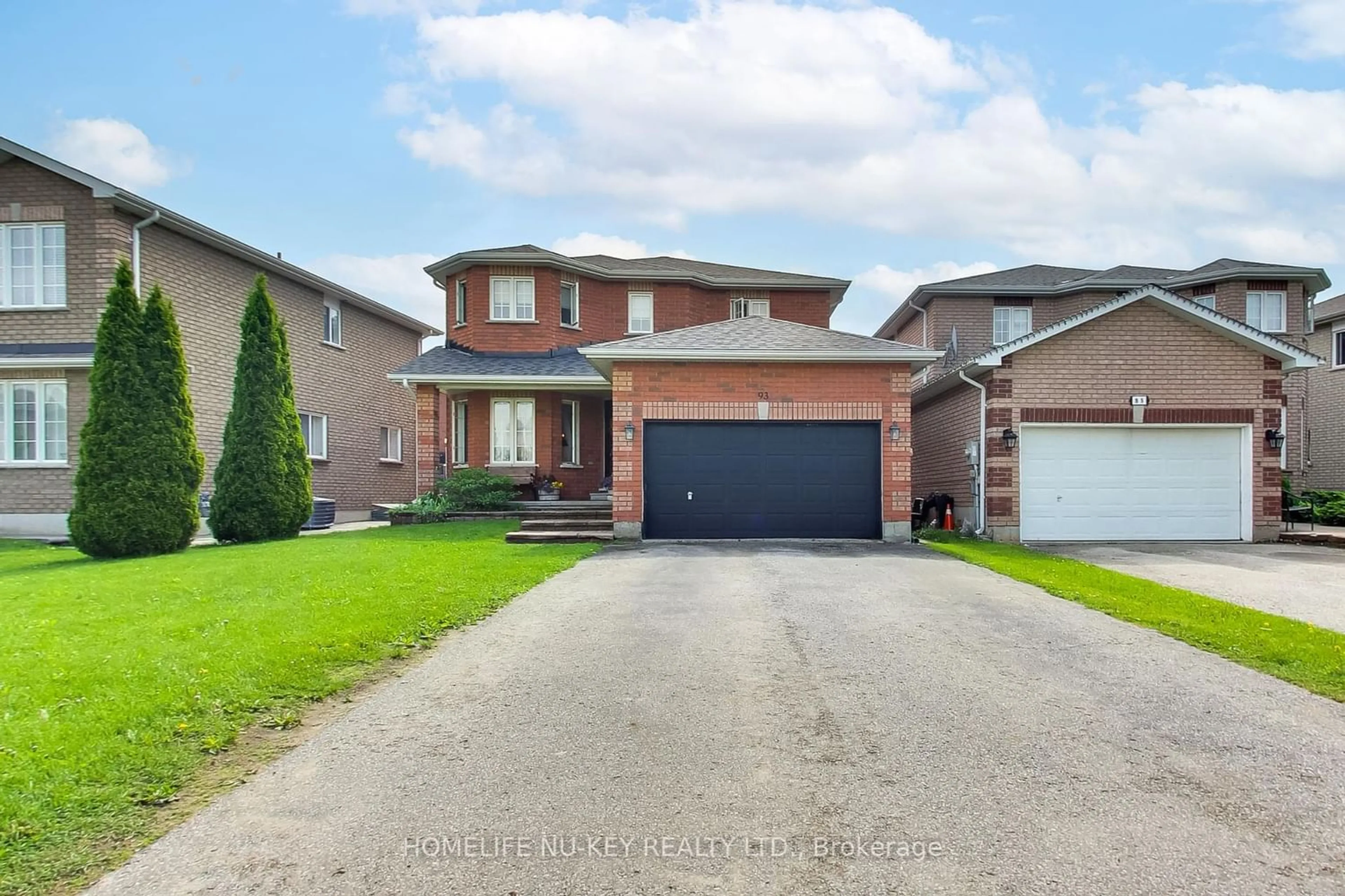 Frontside or backside of a home for 93 Holly Meadow Rd, Barrie Ontario L4N 0E2