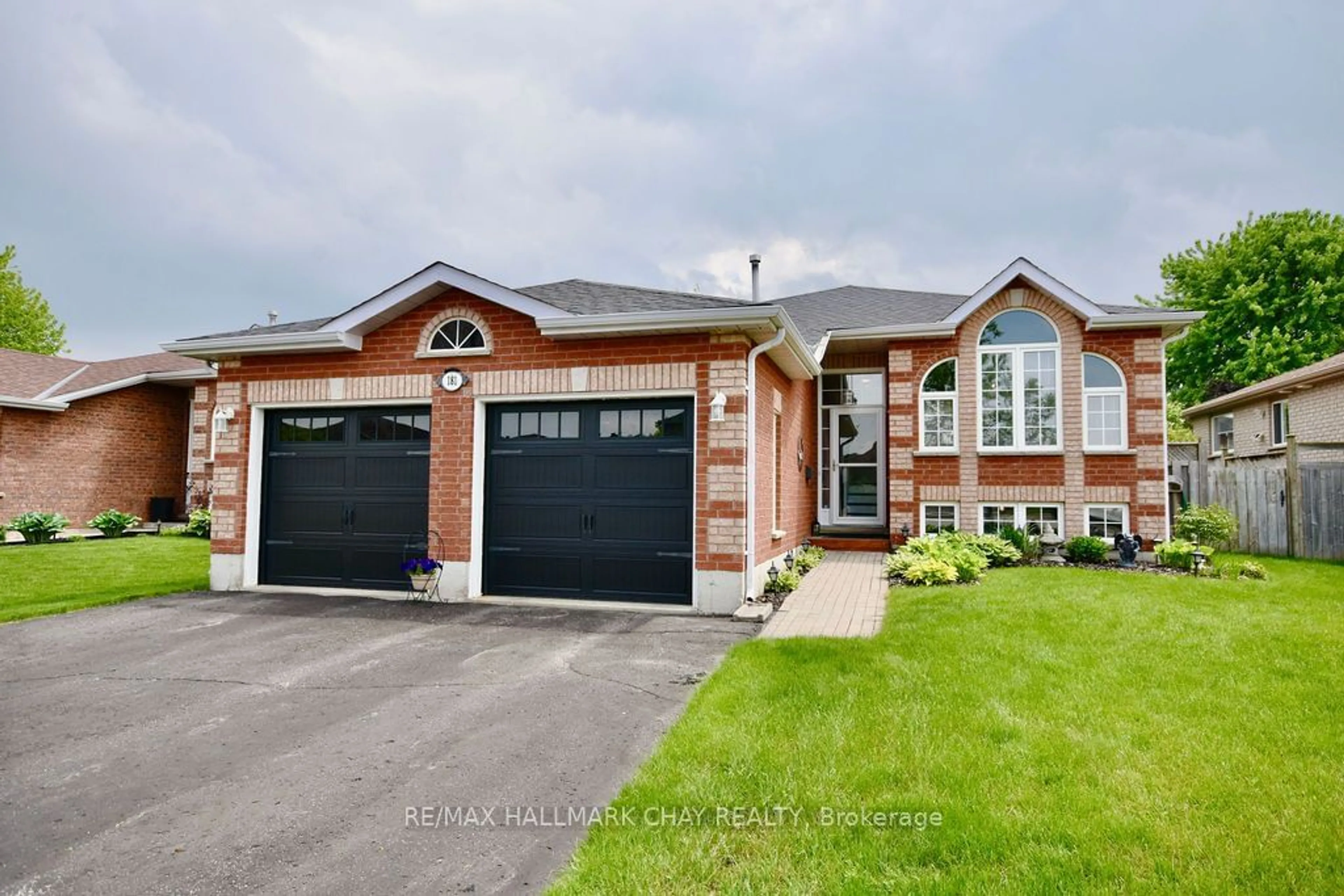 Home with brick exterior material for 181 Sproule Dr, Barrie Ontario L4N 0P8