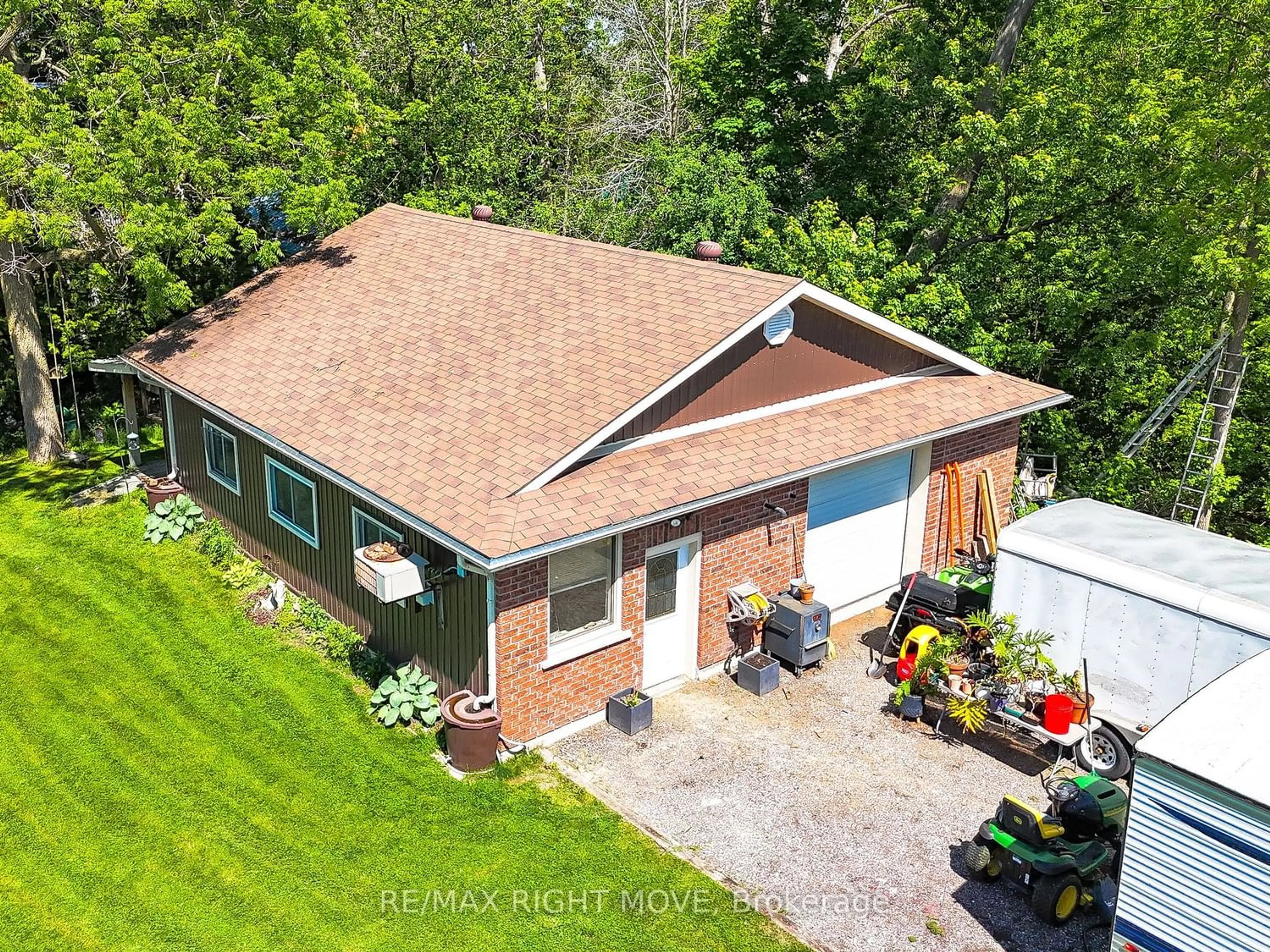 Frontside or backside of a home for 15 Patricia Dr, Ramara Ontario L3V 6M9