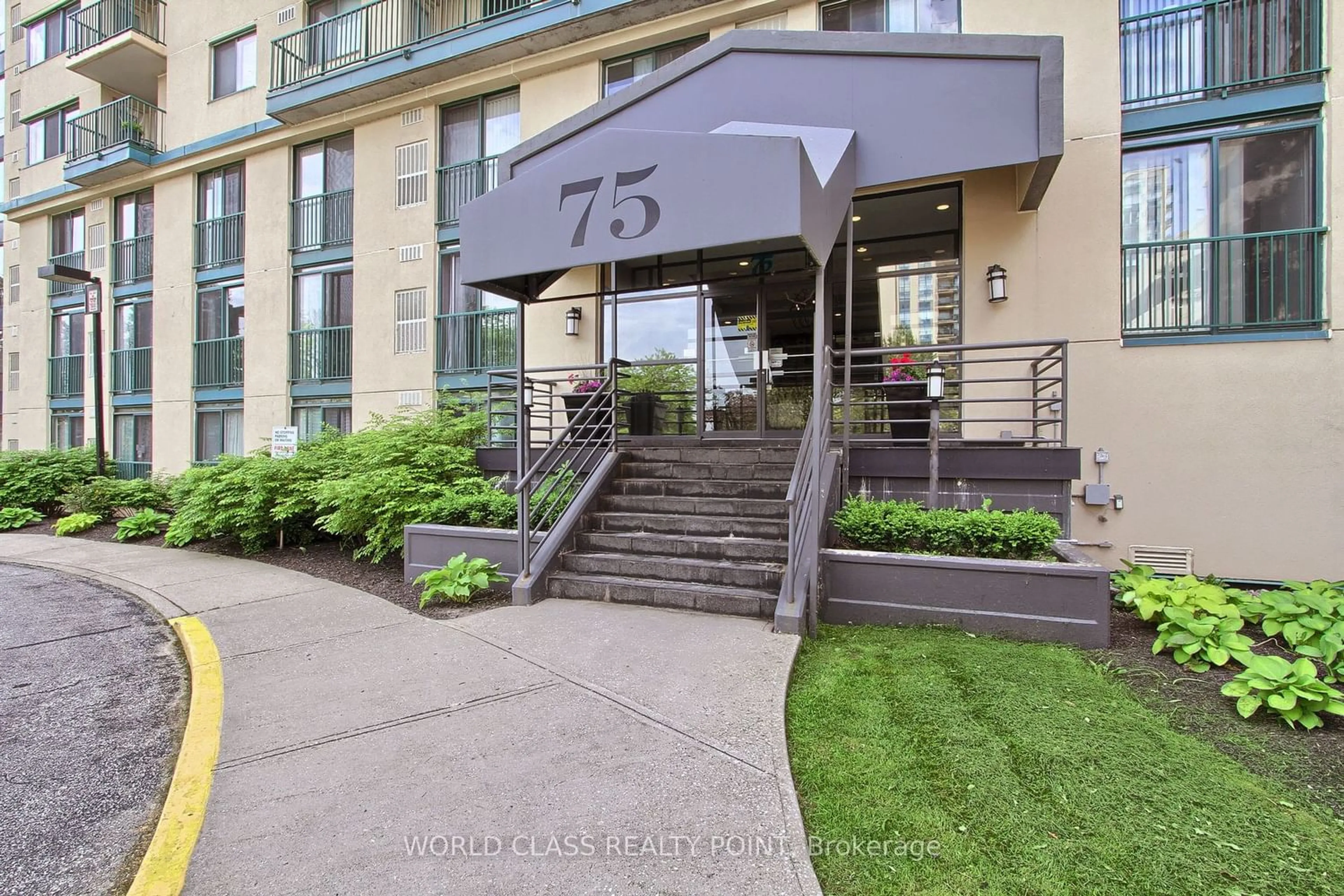 A pic from exterior of the house or condo for 75 Ellen St #207, Barrie Ontario L4N 7R6