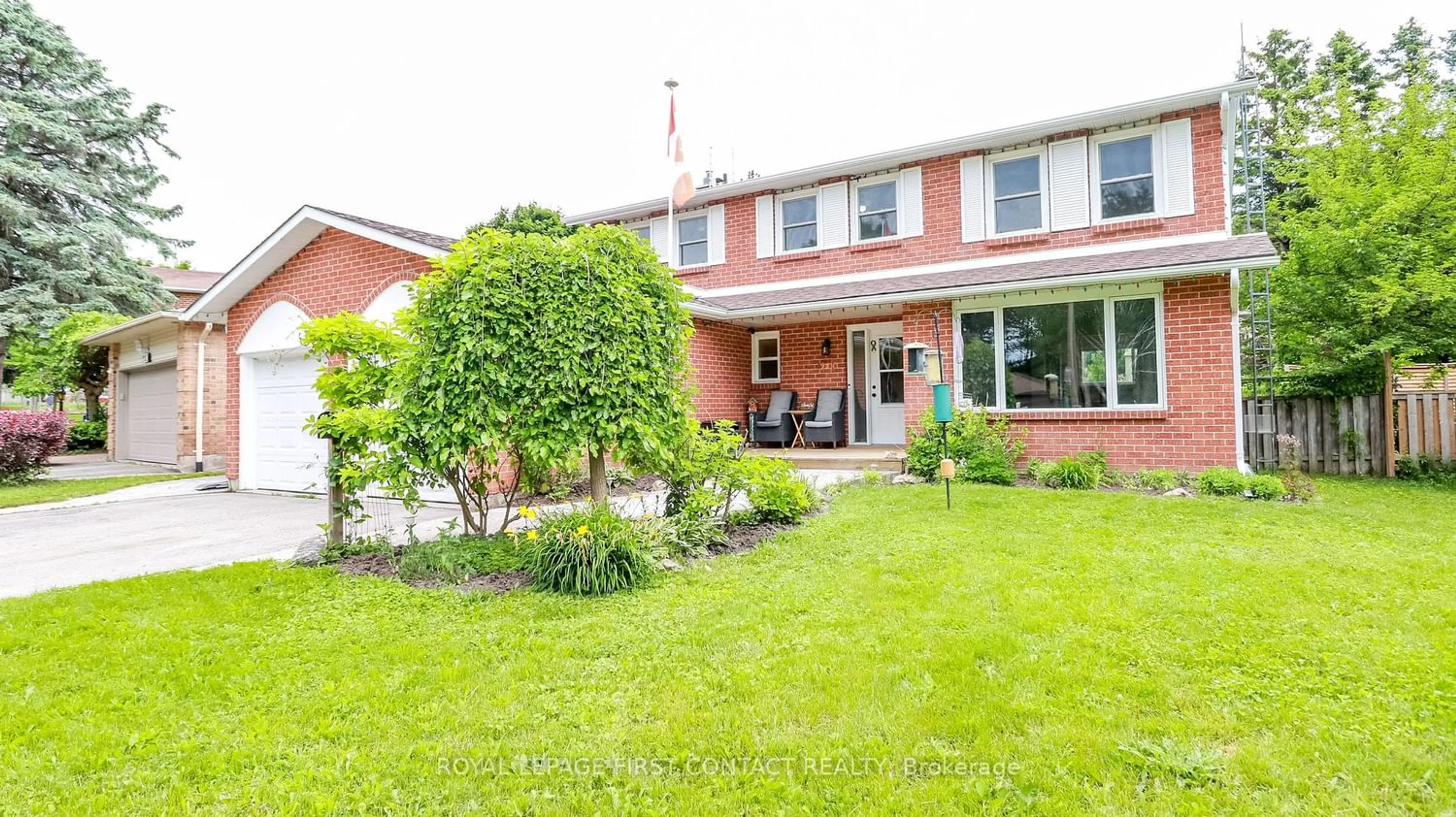 Home with brick exterior material for 228 Browning Tr, Barrie Ontario L4N 5J7