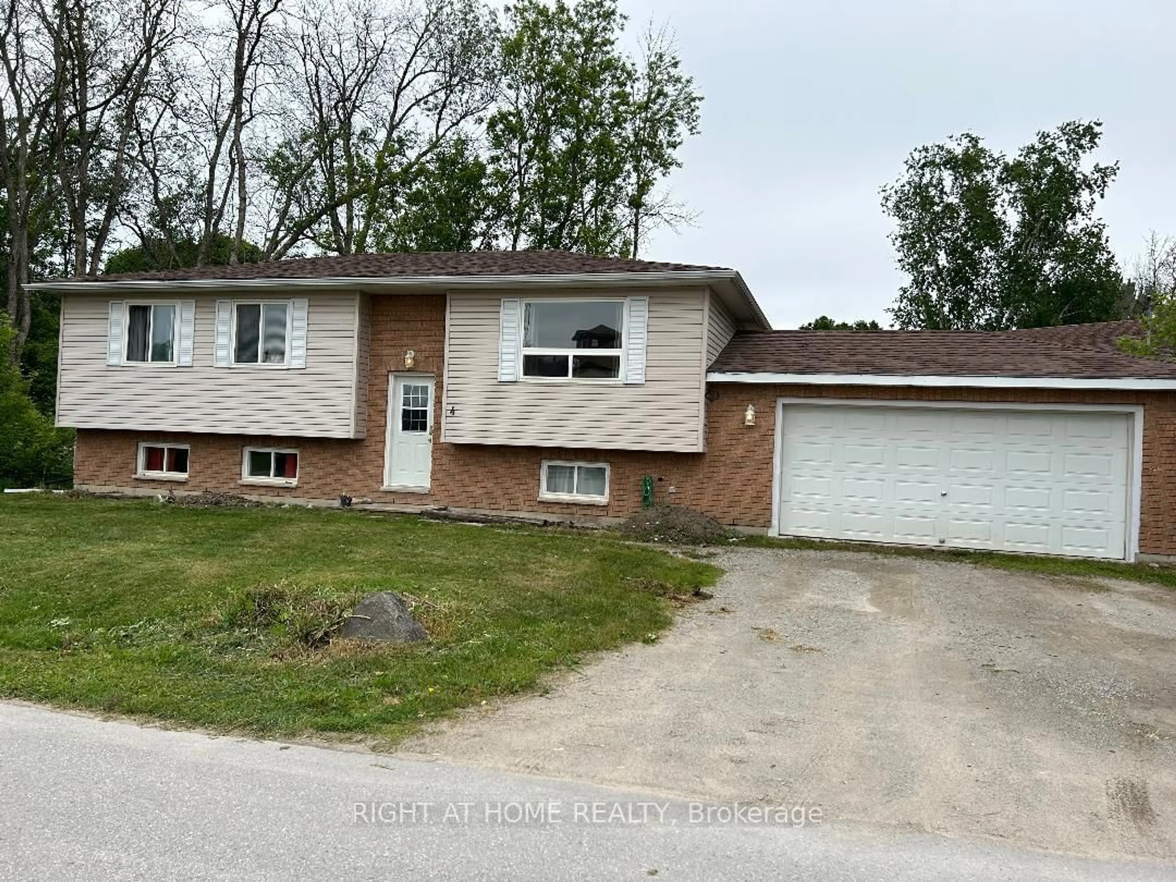 Frontside or backside of a home for 4 Firehall Lane, Severn Ontario L0K 1E0